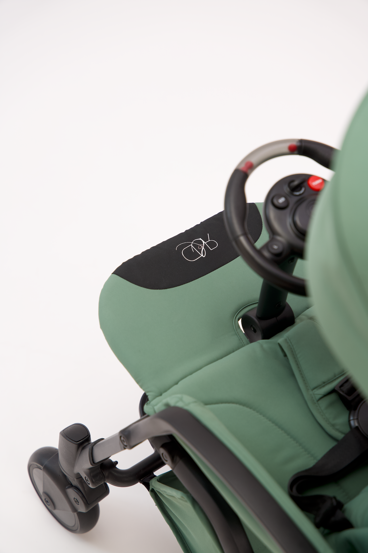 VOYAGER - Compact Stroller-4