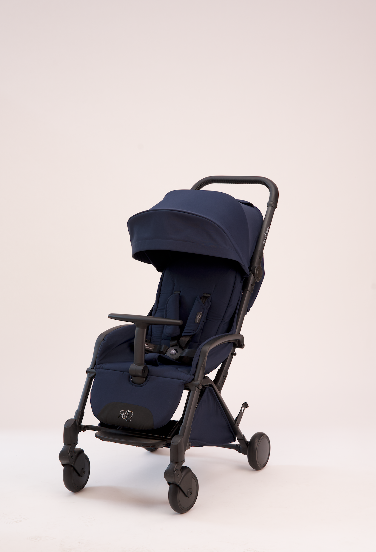 VOYAGER - Compact Stroller-6